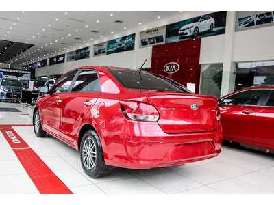 KIA Soluto AT Luxury