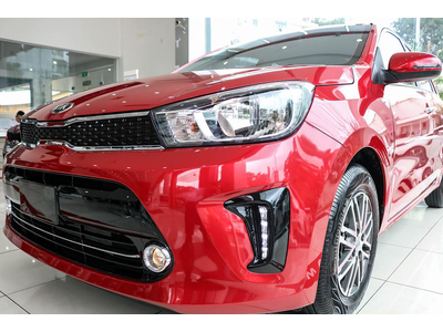 KIA Soluto AT Deluxe