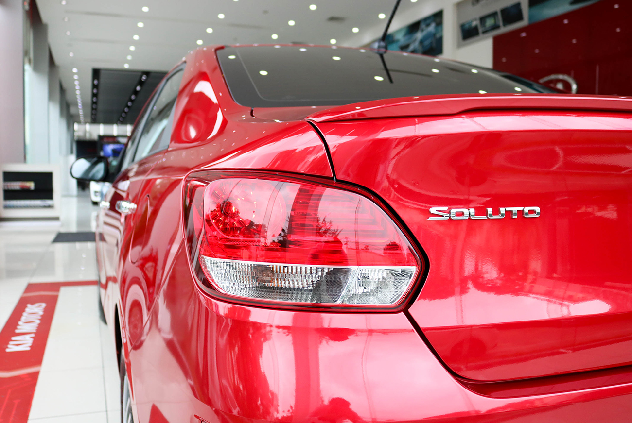 KIA Soluto AT Deluxe 1.4L - Hình 5