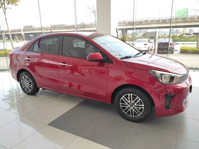 KIA Soluto AT Luxury