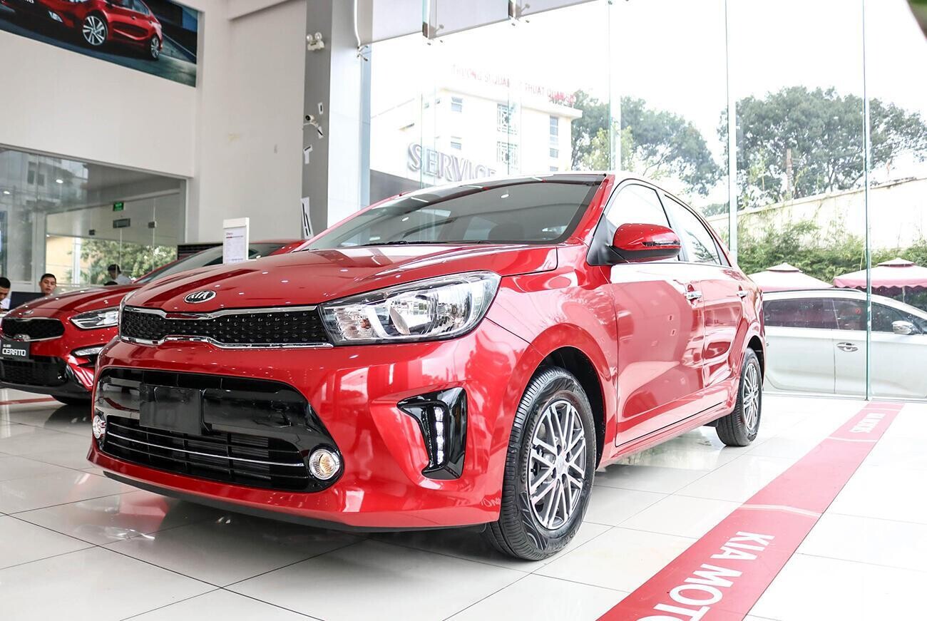 KIA Soluto AT Luxury