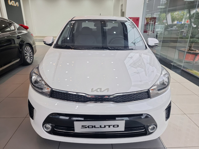 KIA Soluto MT