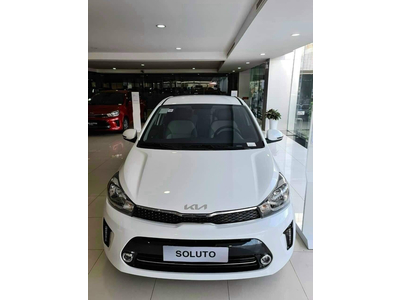 KIA Soluto MT