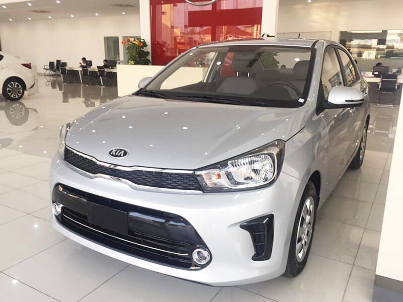 KIA Soluto MT