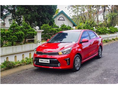 KIA Soluto MT