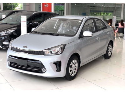 KIA Soluto MT