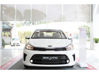 KIA Soluto MT