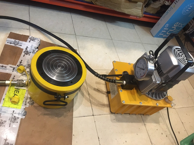 Kích thuỷ lực 200 tấn hành trình 100mm