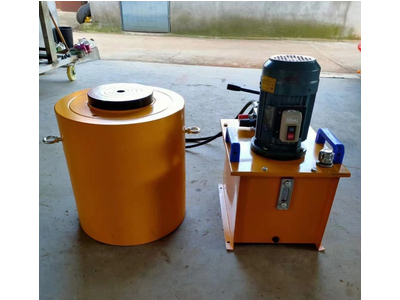 Kích thuỷ lực 300 tấn hành trình 150mm