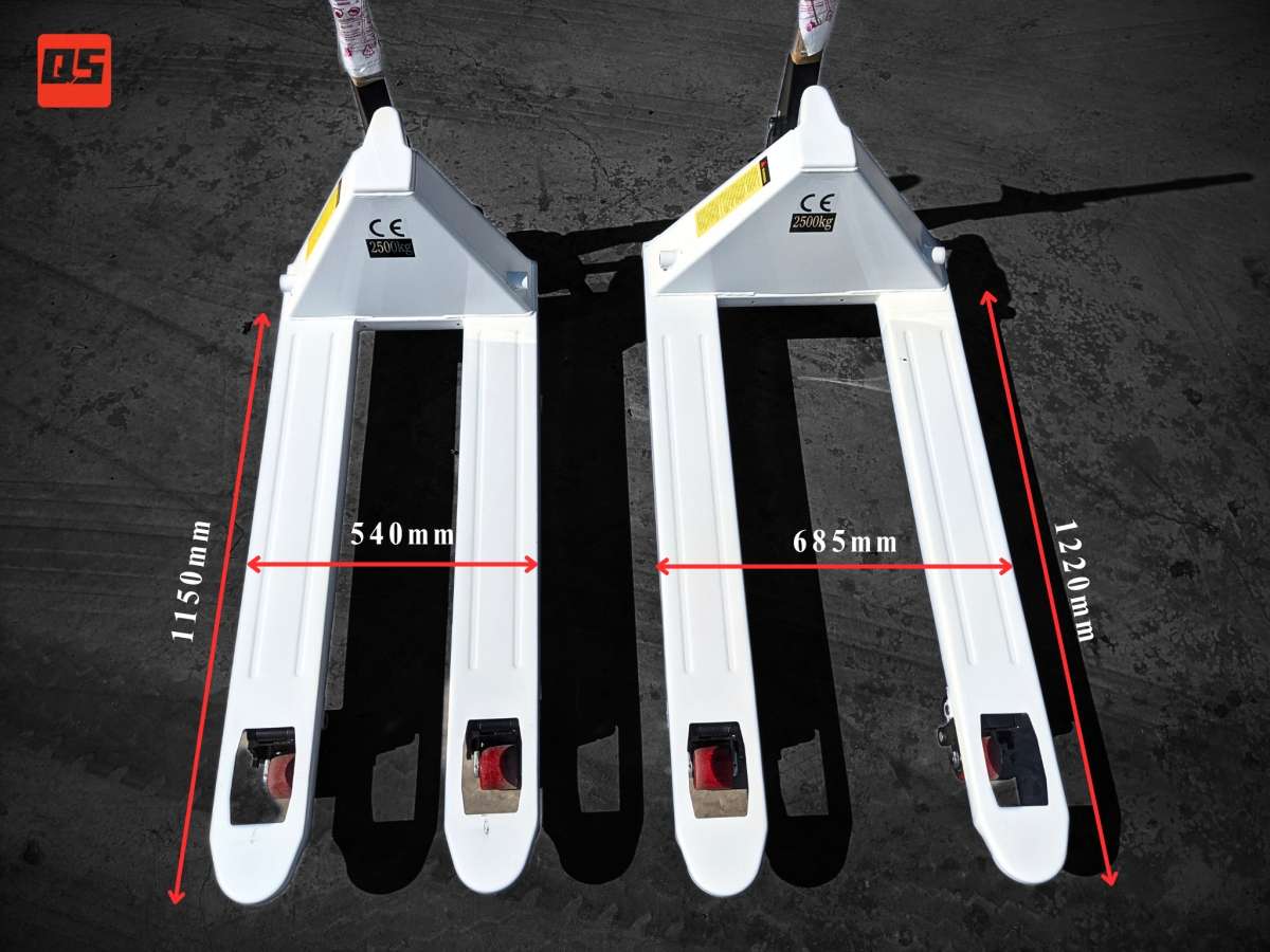 Xe nâng tay 2.5 Tấn càng rộng (685mm) - càng hẹp (540mm)