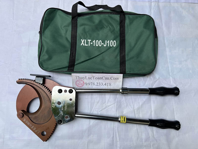 Kìm cắt cáp kiểu nhông J100 - Hình ảnh thực sản phẩm ở trạng thái tay cắt kéo dài.