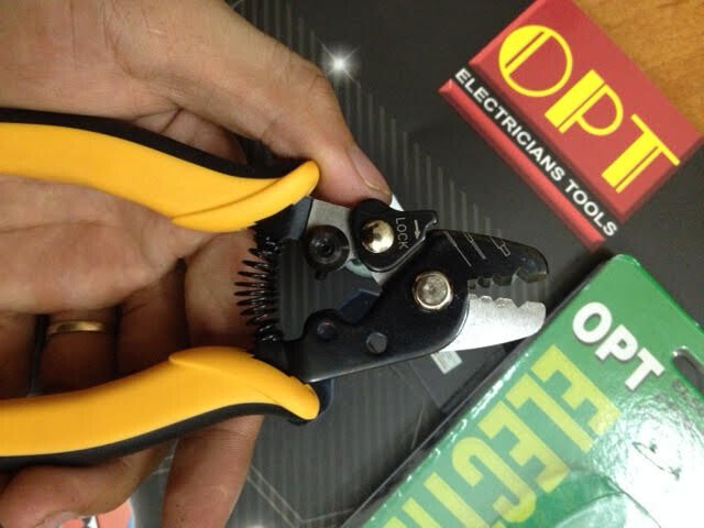 Kìm tuốt sợi quang OPT FT-5