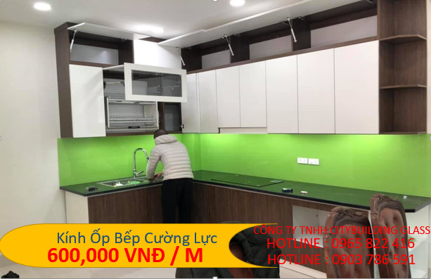 kính bếp màu xanh lá 