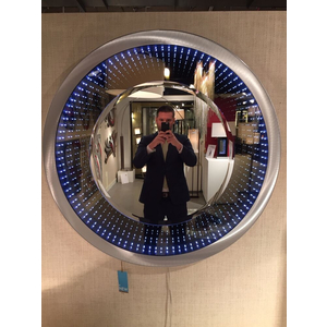 Kính Vô Cực - Xu Hướng Thiết Kế Hiện Đại