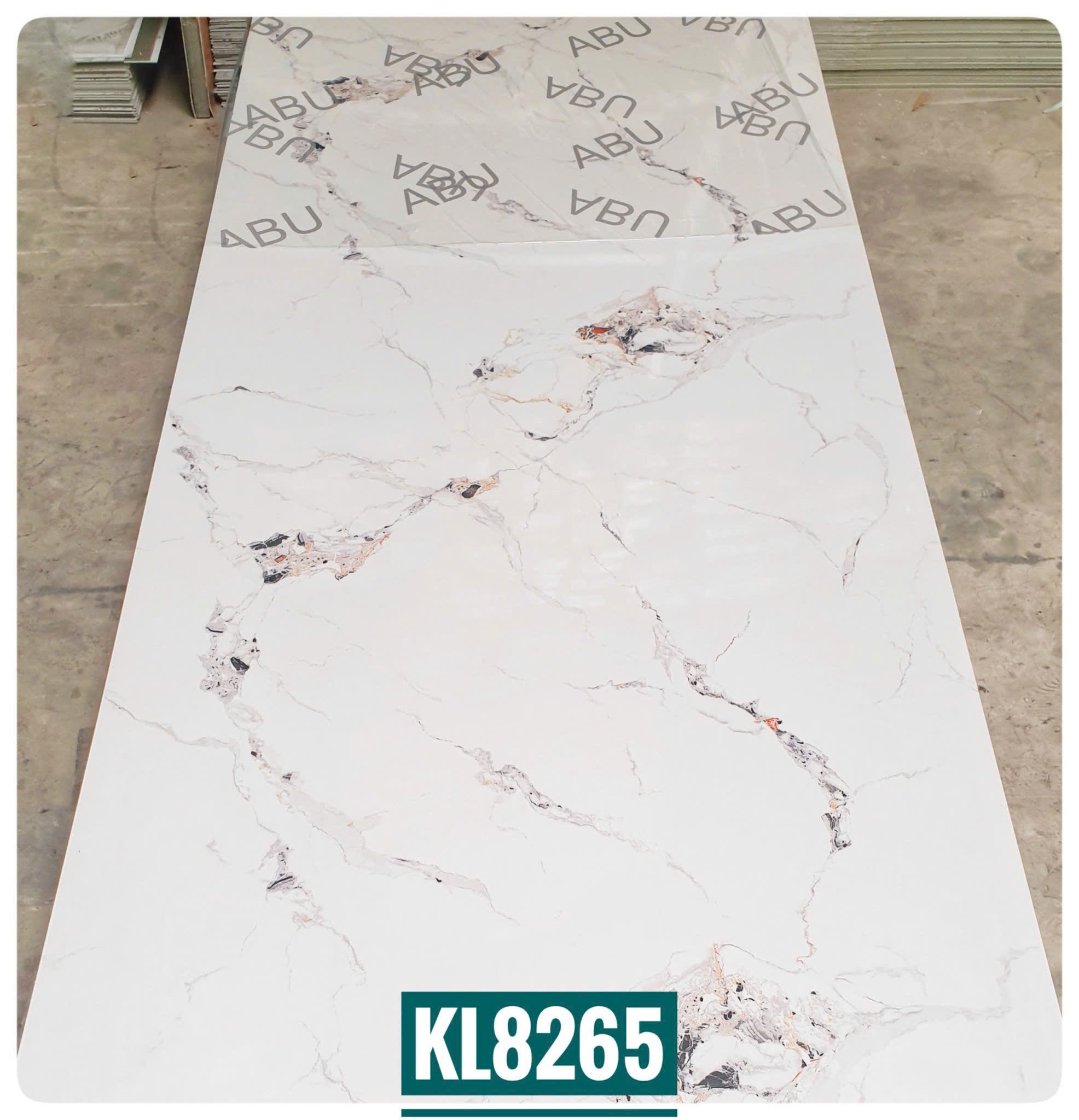 Tấm ốp PVC vân đá PLUSHM