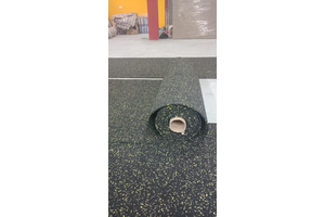 KỸ THUẬT THI CÔNG THẢM CAO SU PHÒNG GYM