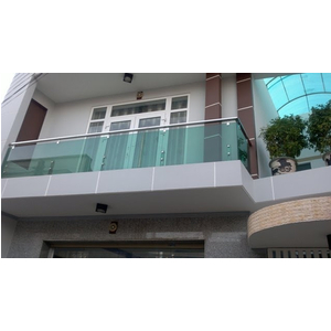 Lan can kính cường lực