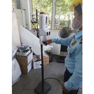 Máy phun dung dịch và đo nhiệt độ tự dộng cho học sinh K9 Pro - phiên bản tiếng việt mới nhất