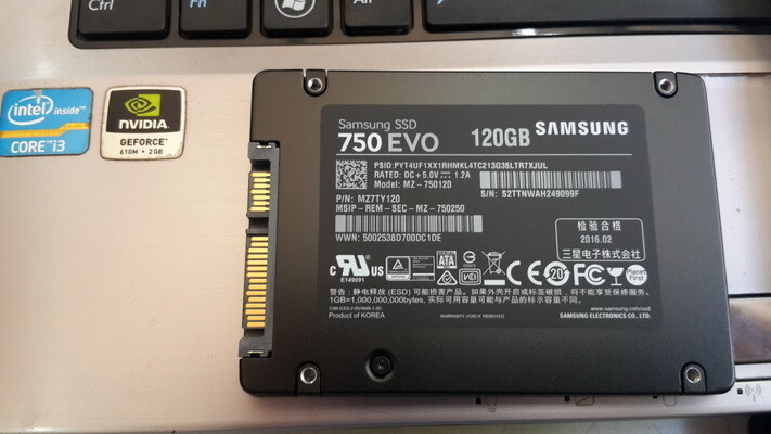 nâng cấp ổ cứng ssd