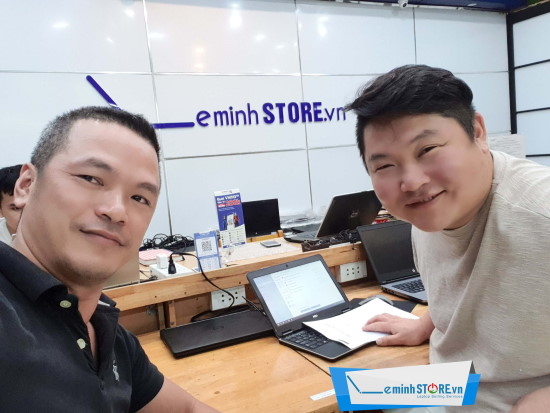 Khách nhận máy đã test kỹ – ưu đãi phụ kiện