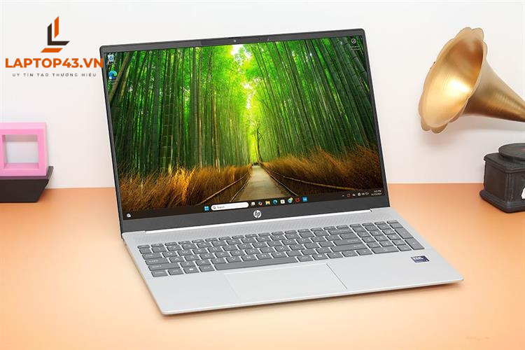 Laptop HP OmniBook 5 AI 16-af1046TU BZ7Q8PA | Intel Core™ Ultra 5 225U | 16GB DDR5 | 512GB SSD | 16 WUXGA IPS Touch | Windows 11 Home + Office | New