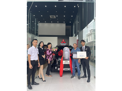 Lễ bàn giao xe