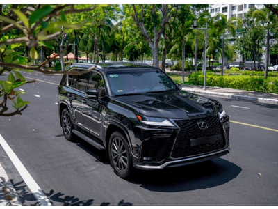 Lexus LX 600 F Sport