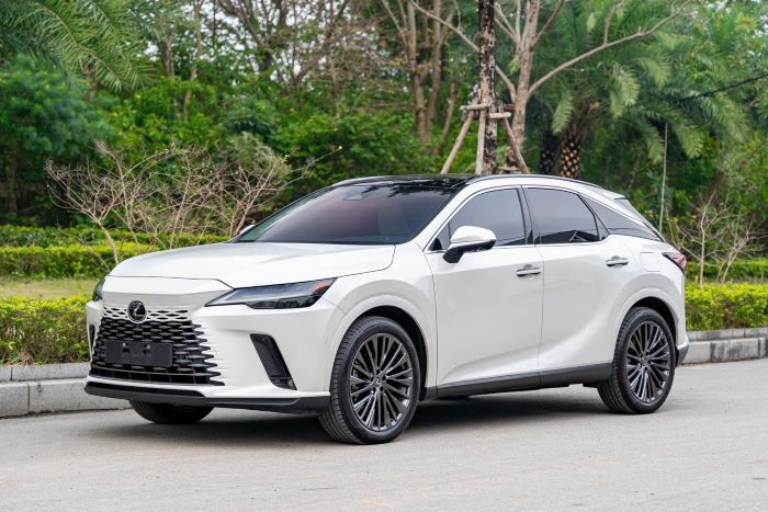 Lexus RX 350h Luxury màu trắng Sonic Quartz (085)