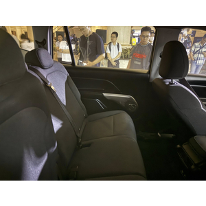 Vinfast Limo Green 7 chỗ