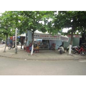 lò bánh mì TẤN PHONG tại chợ đầu mối TP Đà Nặng