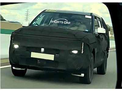 Lộ diện Hyundai SantaFe 2027 bản nâng cấp: Đầu xe tái thiết kế, đuôi xe bí ẩn, nội thất tinh chỉnh và cải tiến kỹ thuật