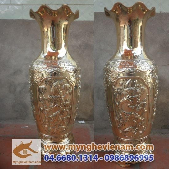 Lọ hoa, bình hoa bằng đồng, đôi lục bình bày phòng khách