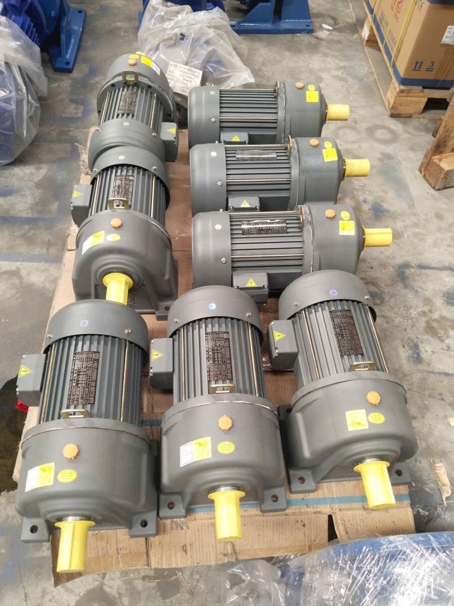 Lô motor giảm tốc Chengming chân đế mới 100% nhiều con cùng loại