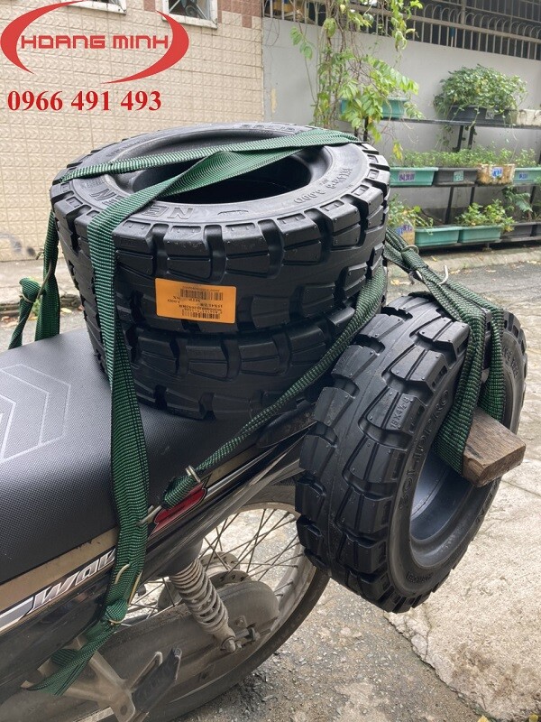 Lốp xe nâng điện 15x4 1/2-8