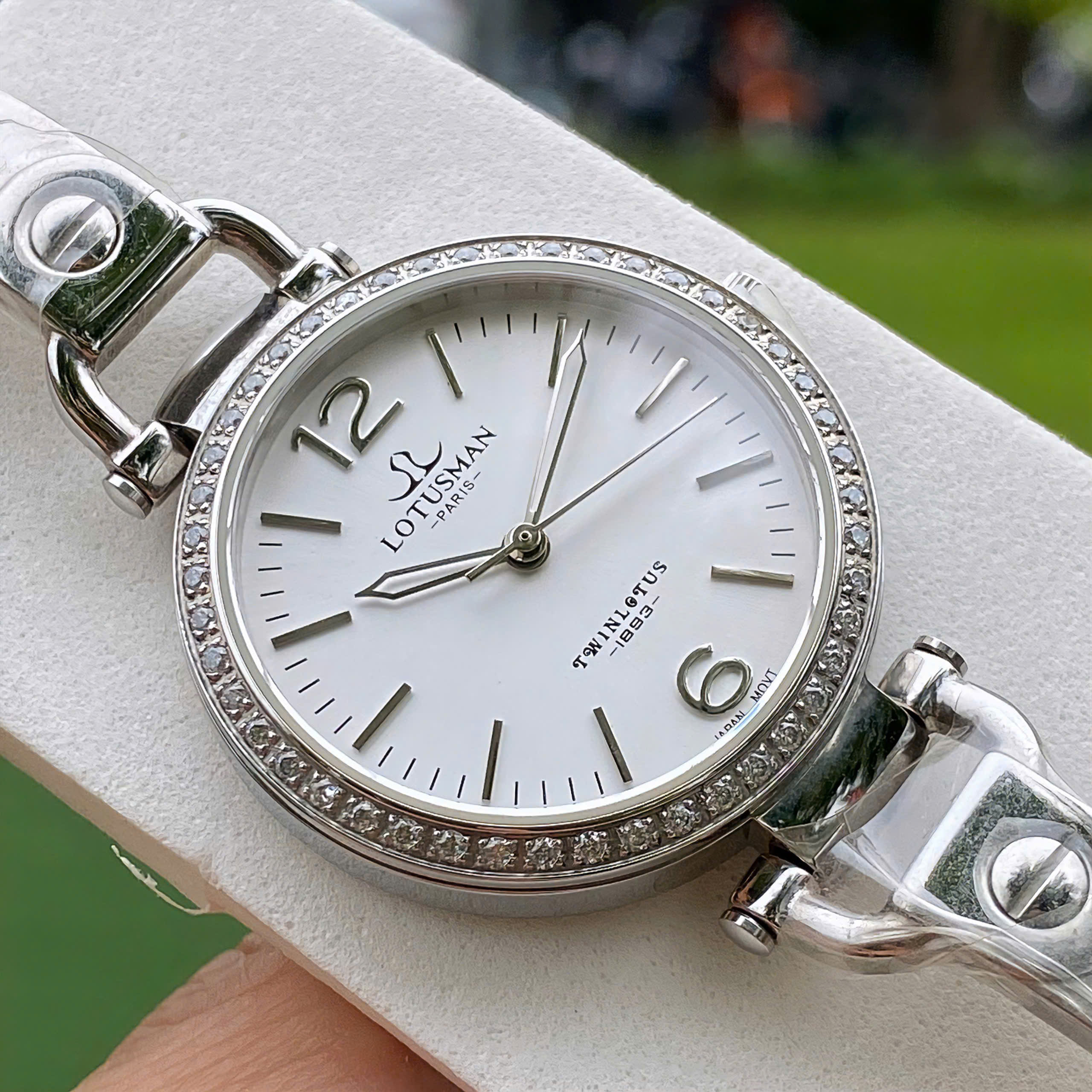 ĐỒNG HỒ LẮC TAY NỮ LOTUSMAN LT11B CHÍNH HÃNG