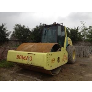 Lu rung BOMAG AC 180. đời 2006 cũ đã qua sử dụng