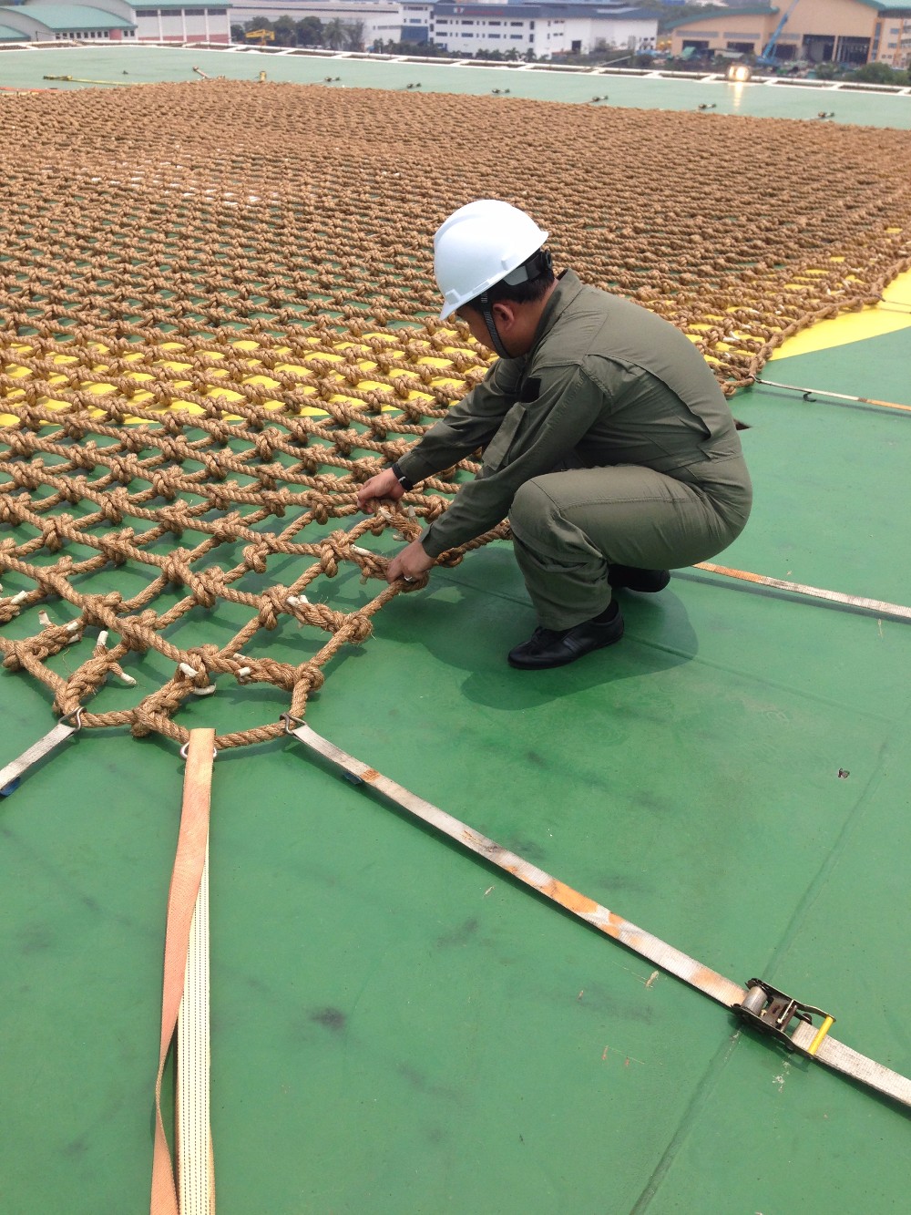 Lưới chống trượt cho sân bay trực thăng 8 Cạnh đều 14x14m, làm bằng dây manila, dây tự nhiên, mắt lưới 200 x 200 mm (lưới sân bay)