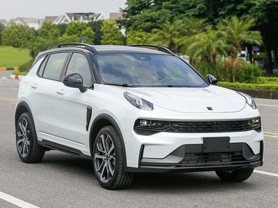 Lynk & Co 01