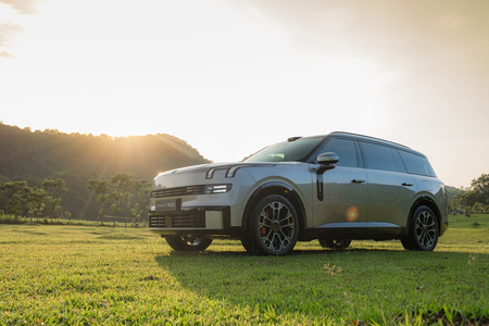 Lynk & Co 900 Chính Thức Ra Mắt Tại Việt Nam: Flagship SUV Thiết Lập Chuẩn Mực Mới Trong Phân Khúc SUV Cỡ Lớn