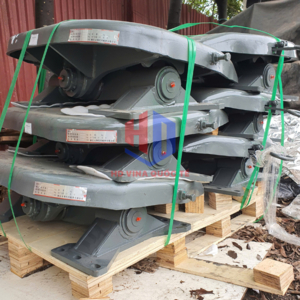 Bán mâm mooc 4 chiều. Bán các loại mâm mooc 90, 50. Mâm 12, 16 lỗ ốc. Mâm mooc dày 12mm,14mm. Bán mâm mooc xe đầu kéo. Bán mâm mooc ( mâm kéo mooc)