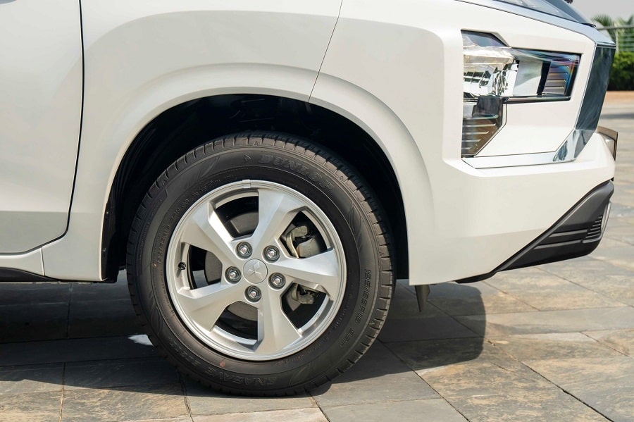 Mâm xe hợp kim 16 inch trên Xpander AT Eco