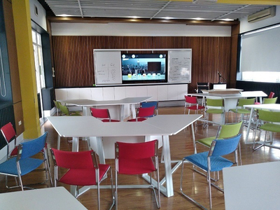 Màn hình tivi tương tác 55 in