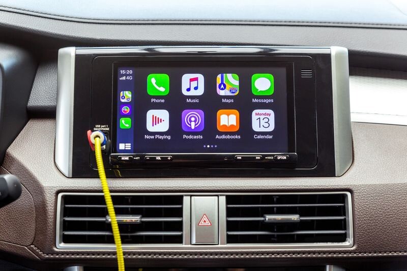 Màn hình cảm ứng 7 inch kết nối Apple Carplay và Android Auto trên Xpander Cross