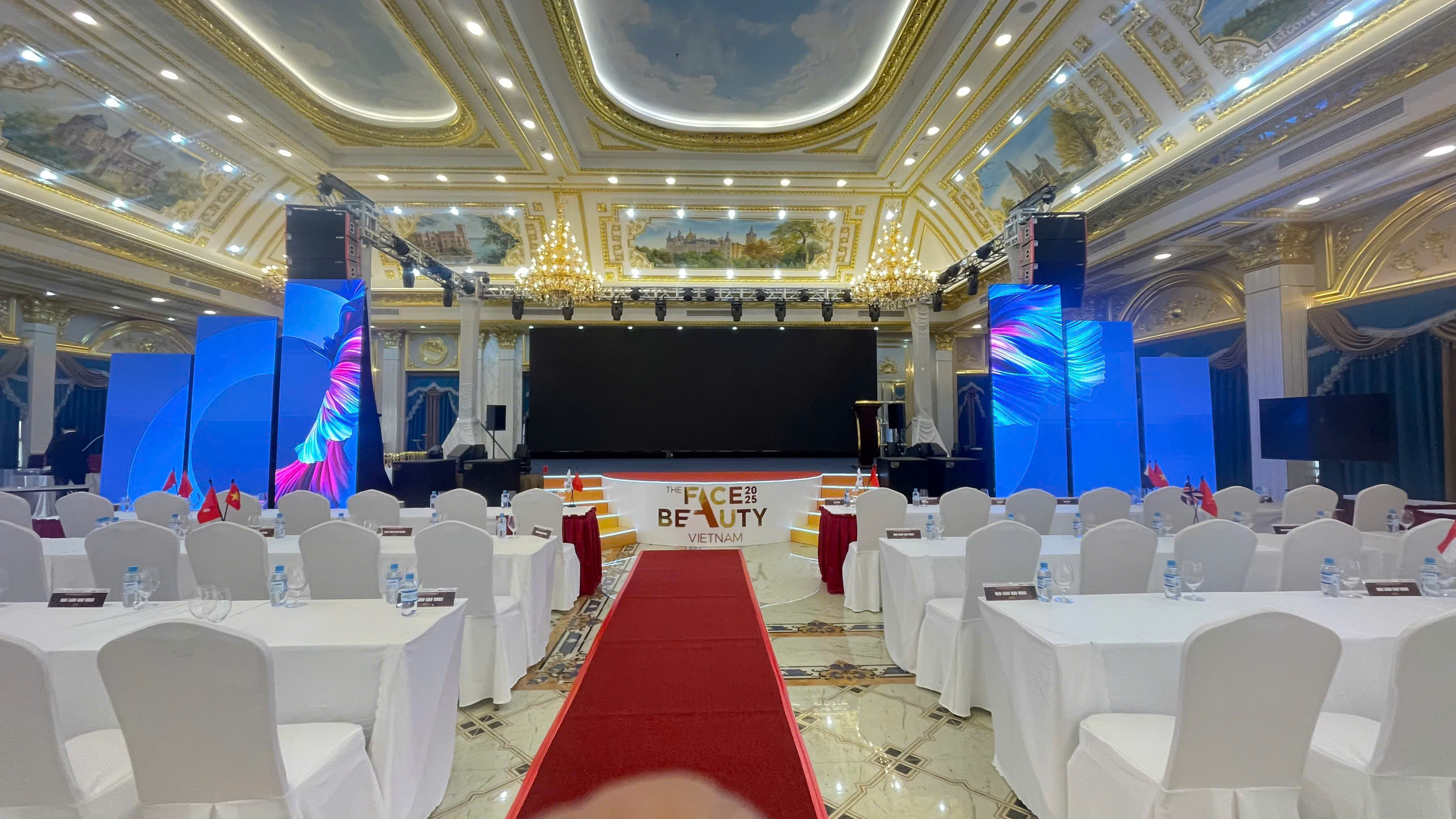 Nơi cho thuê màn hình led sân khấu dùng cho sự kiện tại tp hcm - sài gòn - Bình Dương - Vũng Tàu chất lượng tốt