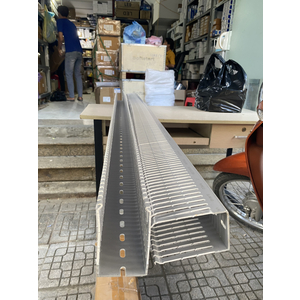 Máng nhựa PXC 80x60 màu ghi đẹp