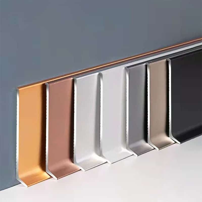 Len chân tường nhôm