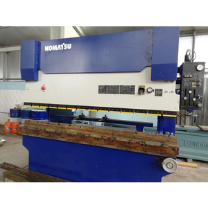 Máy chấn Komatsu PHS 110x310
