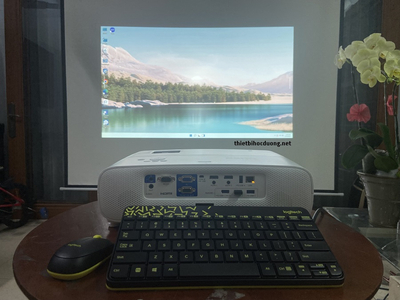 Máy Chiếu Thông Minh BenQ EH620 Tích Hợp Hệ Điều Hành Windows
