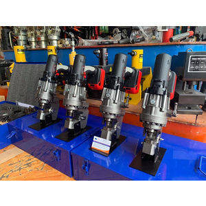 Máy đột lỗ thủy lực dùng pin BELTON MHP-20B