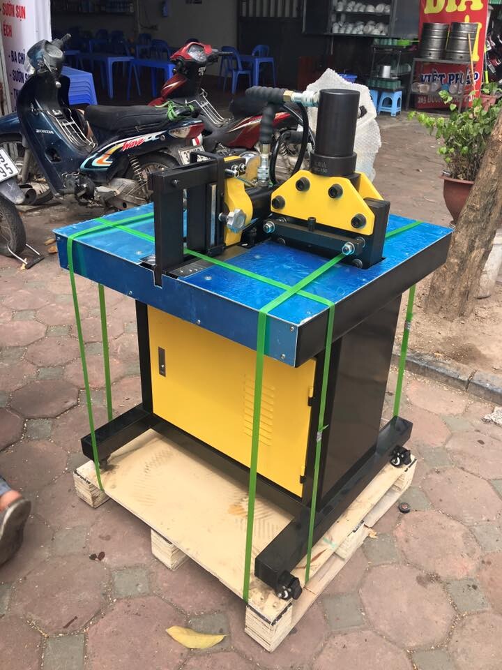 Máy gia công thanh cái HHM-150H